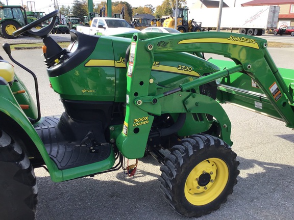 2008 John Deere 3720 Tractor Compact