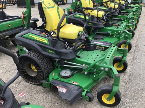 2023 John Deere Z930M Mower/Zero Turn