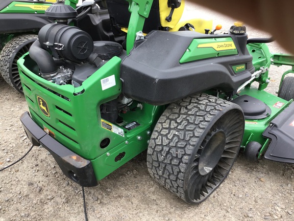 2023 John Deere Z930M Mower/Zero Turn