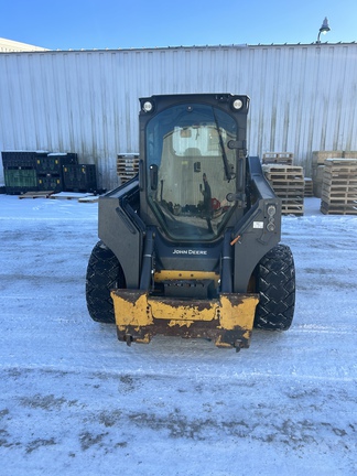 2018 John Deere 324G Skid Steer Loader