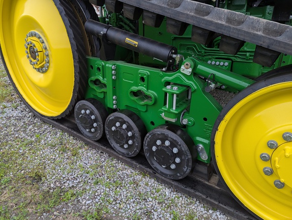 2024 John Deere 8RT 370 Tractor Rubber Track