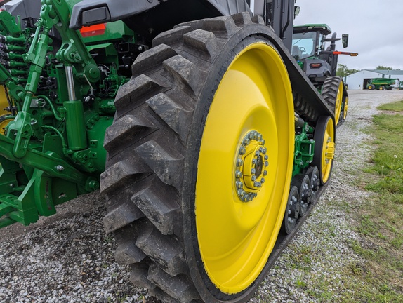 2024 John Deere 8RT 370 Tractor Rubber Track
