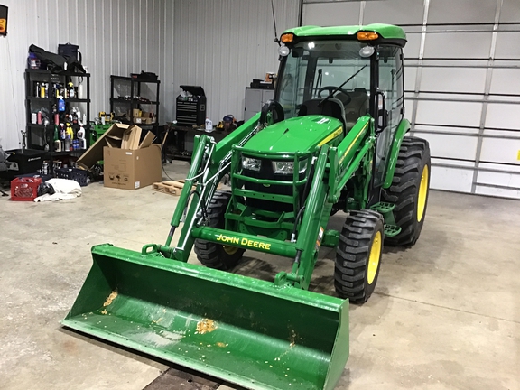 2023 John Deere 4052R Tractor Compact