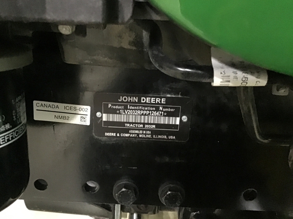 2023 John Deere 2032R Tractor Compact