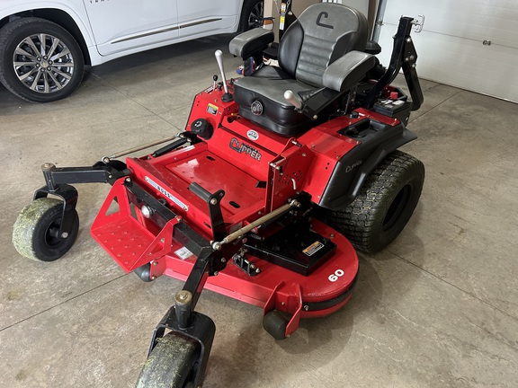 2022 Country Clipper 3160KAJ-9005 Mower/Zero Turn