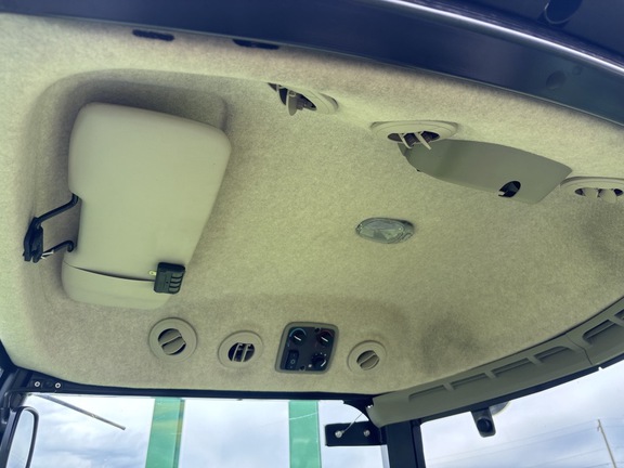 2018 John Deere 3046R Tractor Compact