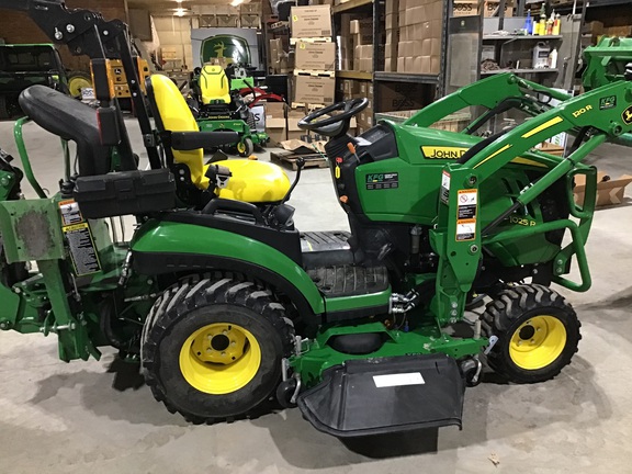 2019 John Deere 1025R Tractor Compact