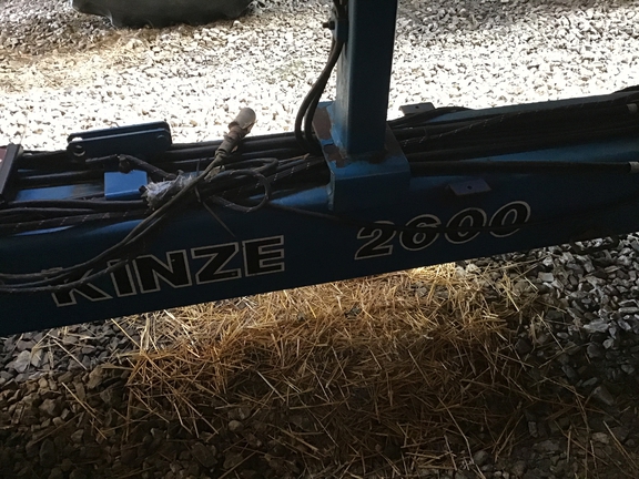 Kinze 2600 Planter