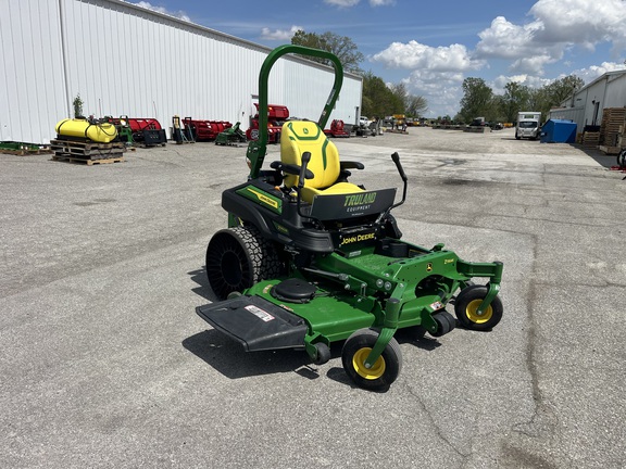 2023 John Deere Z950R Mower/Zero Turn