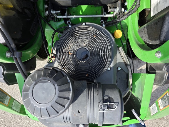 2023 John Deere Z950R Mower/Zero Turn