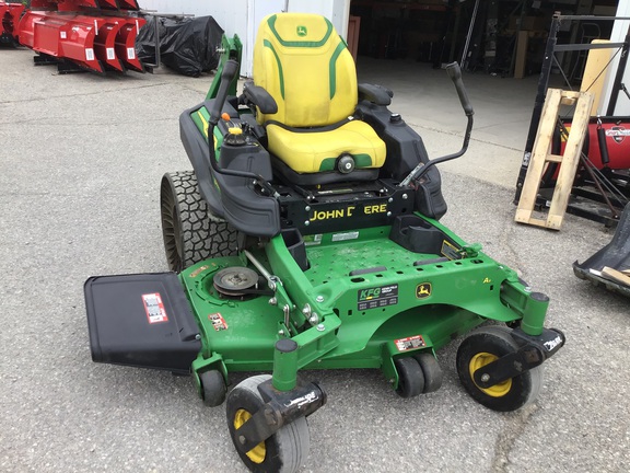 2023 John Deere Z950R Mower/Zero Turn