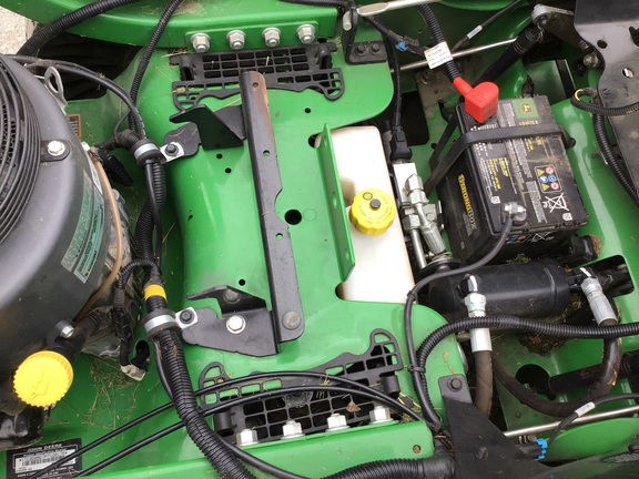 2023 John Deere Z950R Mower/Zero Turn
