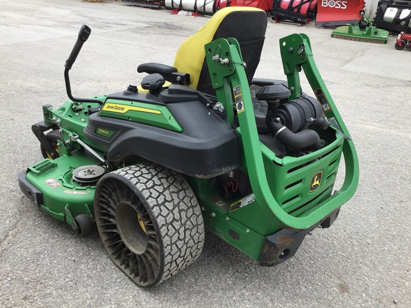 2023 John Deere Z950R Mower/Zero Turn