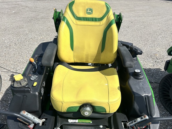 2023 John Deere Z950R Mower/Zero Turn