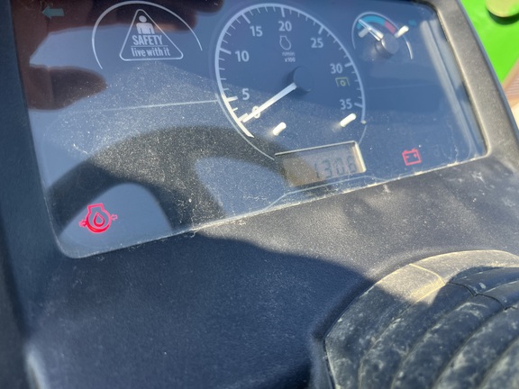 2021 John Deere 1025R Tractor Compact