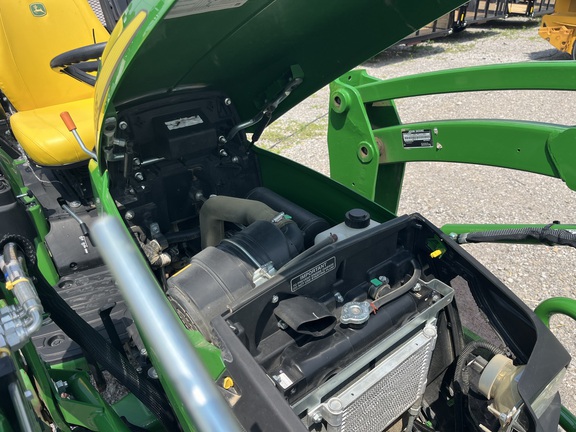 2021 John Deere 1025R Tractor Compact