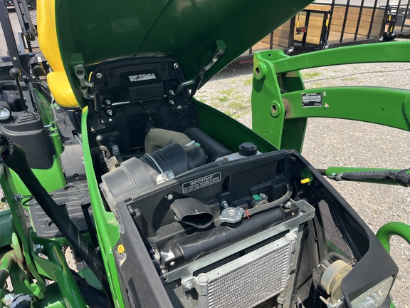 2021 John Deere 1025R Tractor Compact