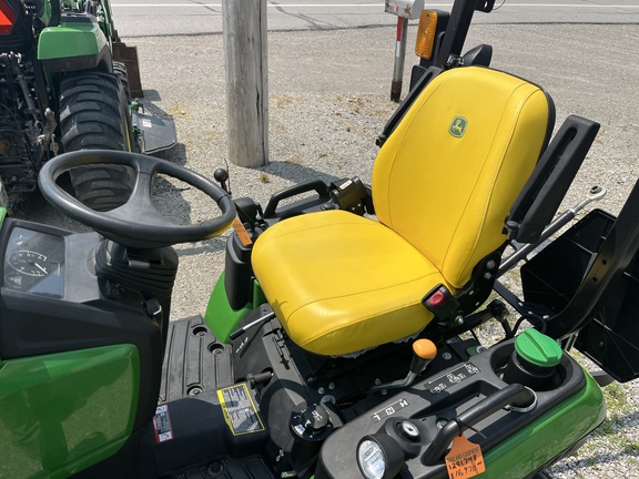 2021 John Deere 1025R Tractor Compact