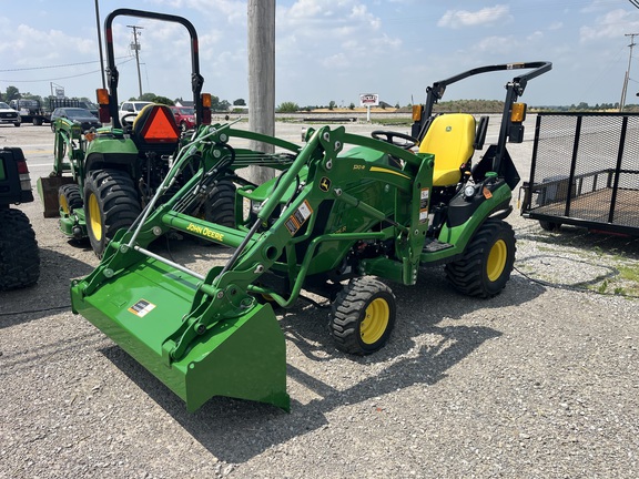 2021 John Deere 1025R Tractor Compact