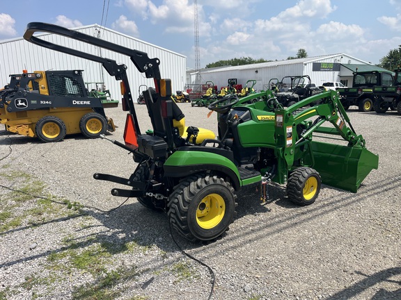 2021 John Deere 1025R Tractor Compact