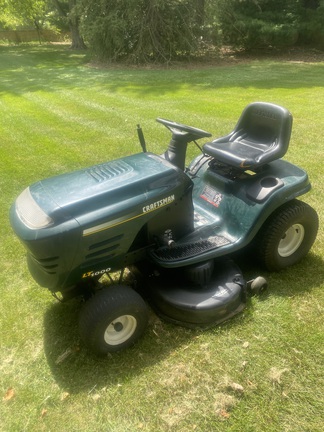 2001 Craftsman LT1000 Garden Tractor
