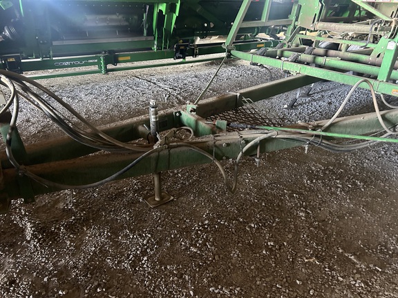 1998 John Deere 985 Field Cultivator