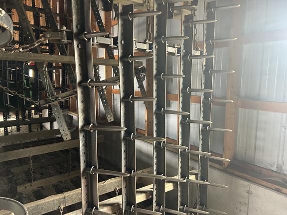 1998 John Deere 985 Field Cultivator