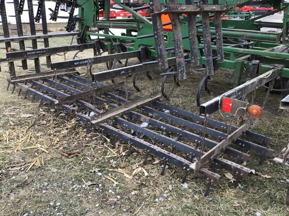 1998 John Deere 985 Field Cultivator