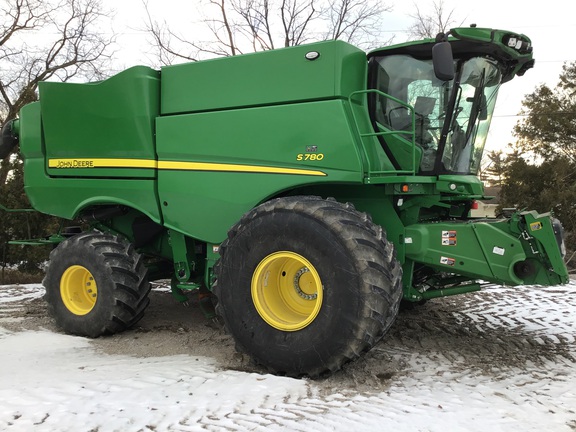 2023 John Deere S780 Combine