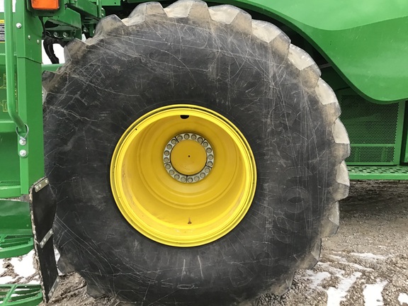 2023 John Deere S780 Combine