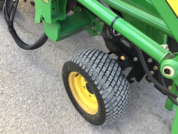 2006 John Deere 2305 Tractor Compact