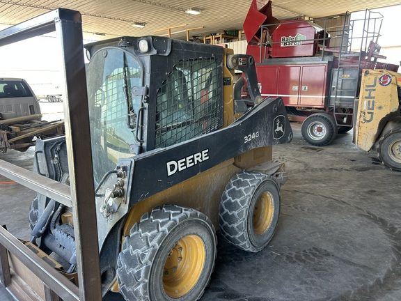 2022 John Deere 324G Skid Steer Loader