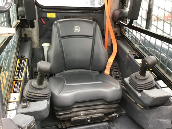 2022 John Deere 324G Skid Steer Loader