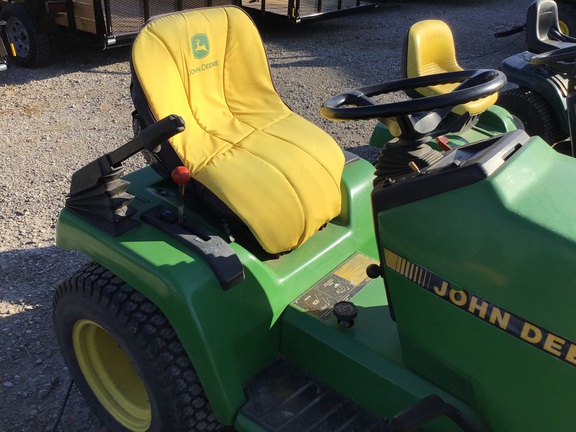 1988 John Deere 265 Garden Tractor