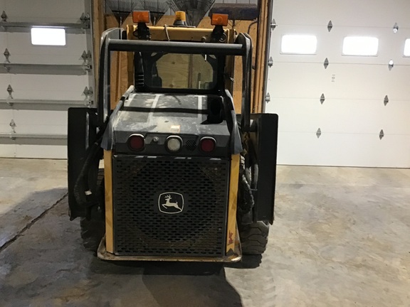 2013 John Deere 318D Skid Steer Loader