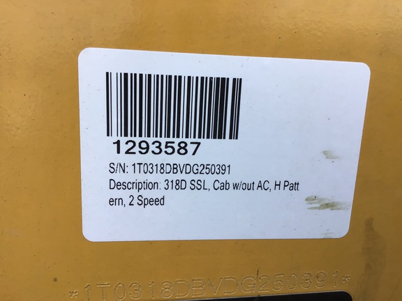 2013 John Deere 318D Skid Steer Loader