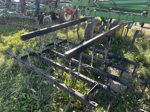 1997 John Deere 980 Field Cultivator