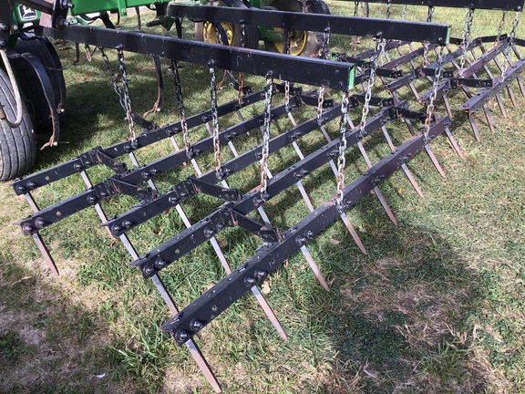 1997 John Deere 980 Field Cultivator