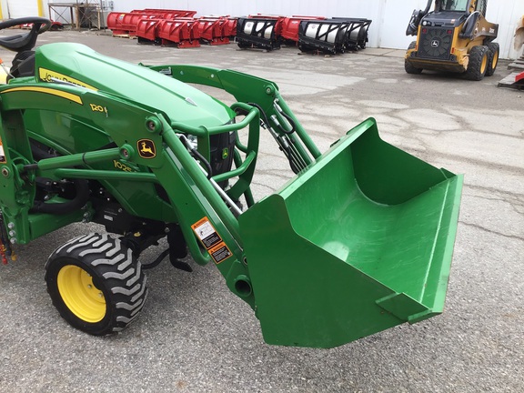 2019 John Deere 1025R Tractor Compact