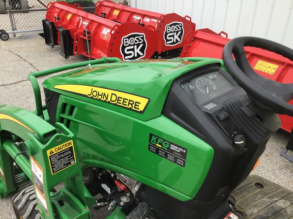 2019 John Deere 1025R Tractor Compact