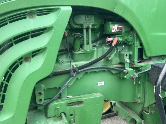 2004 John Deere 8520T Tractor Rubber Track