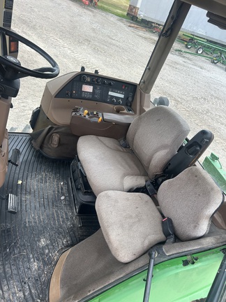 2004 John Deere 8520T Tractor Rubber Track