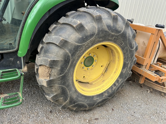 2019 John Deere 4066R Tractor Compact