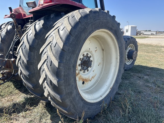 2005 Versatile 2180 Tractor