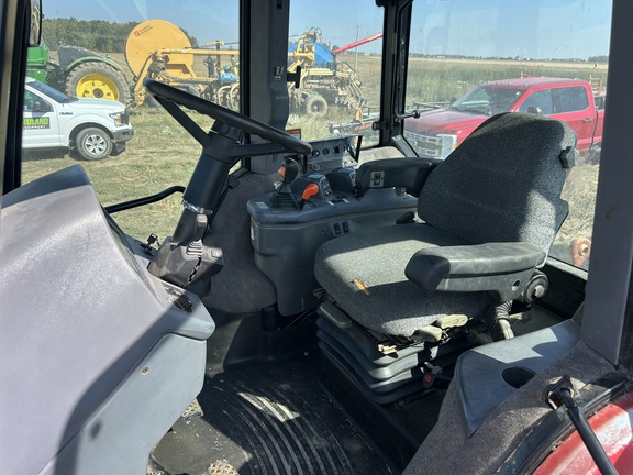 2005 Versatile 2180 Tractor