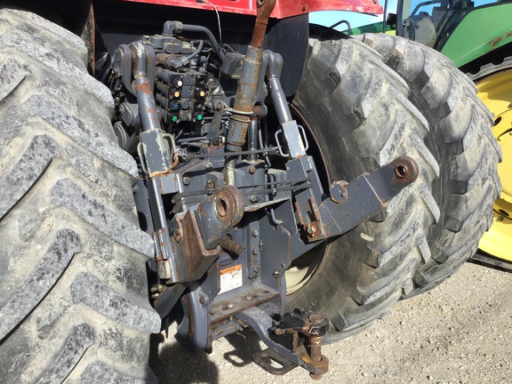 2005 Versatile 2180 Tractor