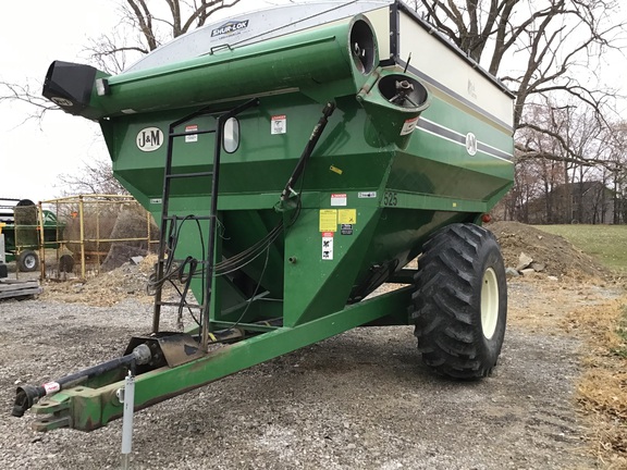 J&M 525-14 Grain Cart