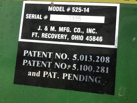 J&M 525-14 Grain Cart