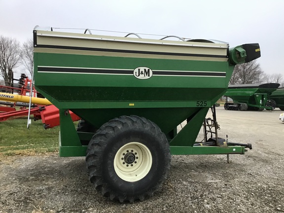 J&M 525-14 Grain Cart