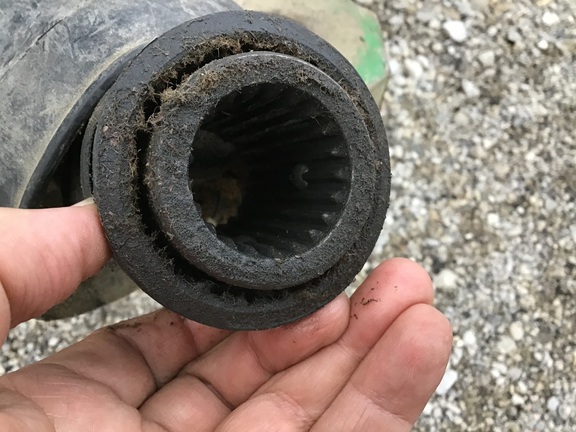 J&M 525-14 Grain Cart